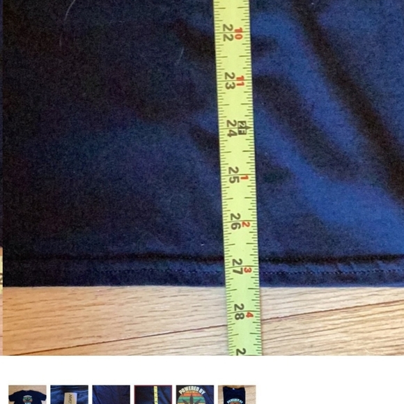 Classic black men's tee by Gildan.  Graphics on front only"powered by plants". - Picture 7 of 7